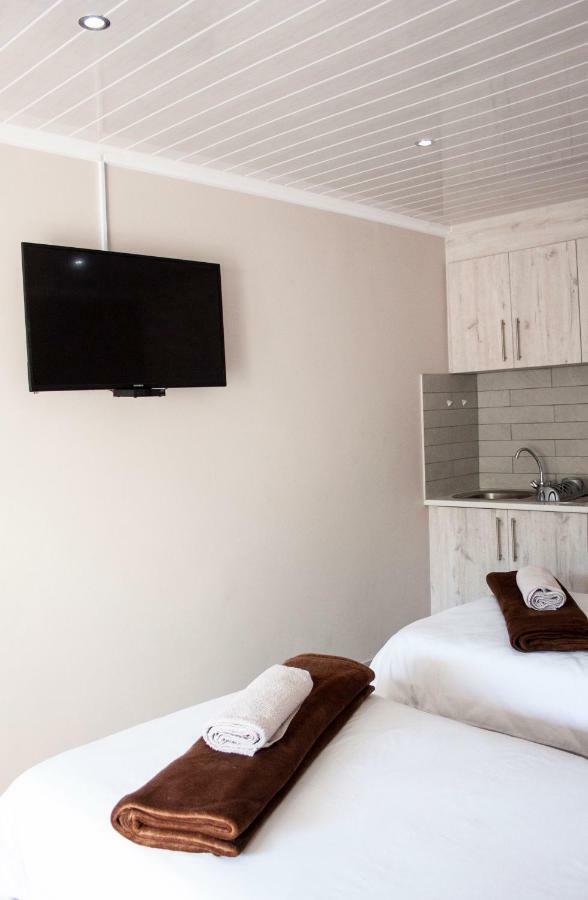 Hotel Kelzane Self-Catering à Gonubie Extérieur photo